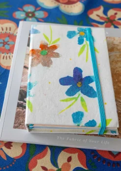 Gudrun Sjödén Anteckningsbok "Brush" i tygbeklätt papper