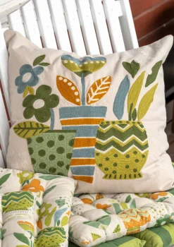 Gudrun Sjödén Broderat kuddfodral "Flower pots" i ekologisk bomull