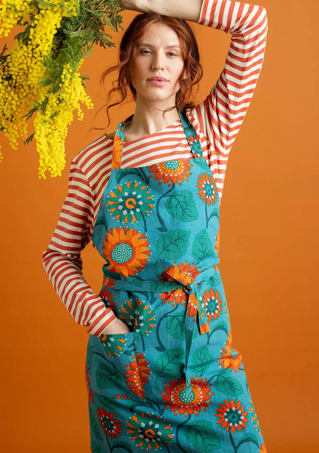 Gudrun Sjödén Förkläde "Sunflower" i ekologisk bomull/ lin