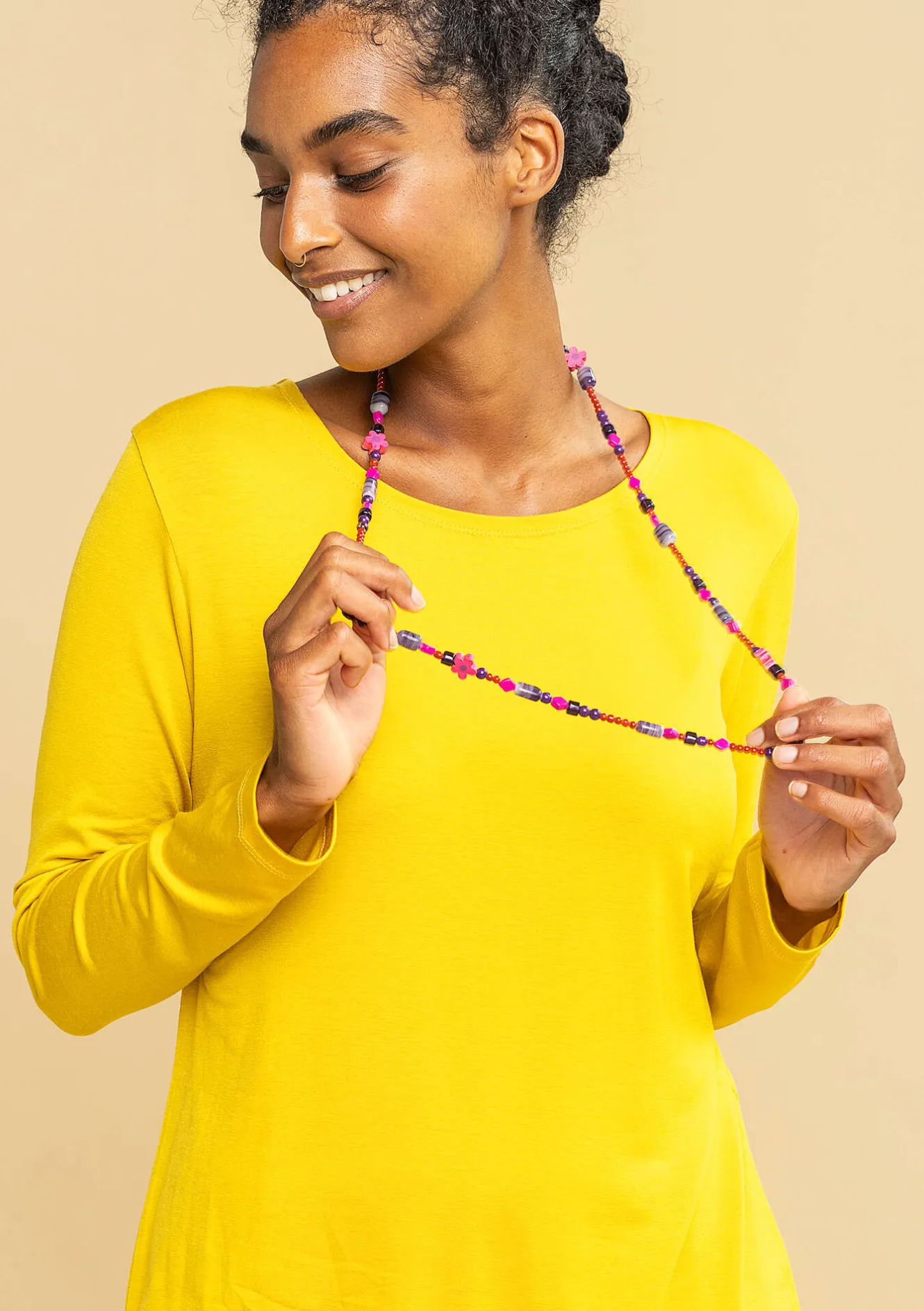 Gudrun Sjödén Halsband "Jane" i återvunna glaspärlor