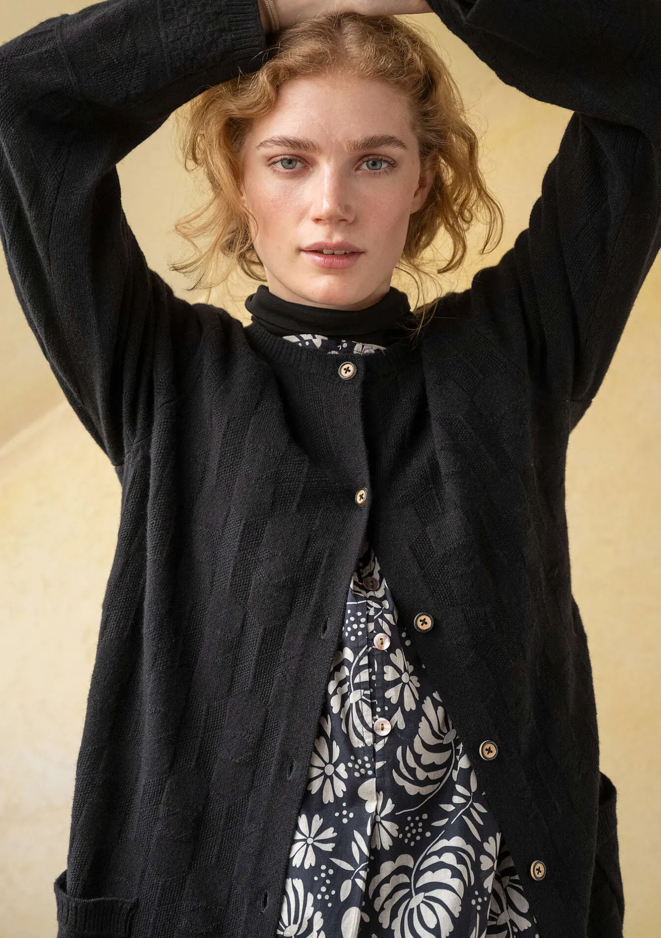 Gudrun Sjödén Långkofta "Capella" i lammull