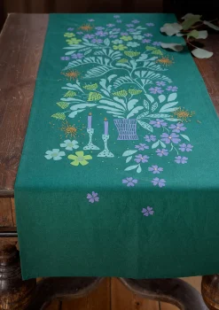 Gudrun Sjödén Löpare "Gnistra" i ekologisk bomull