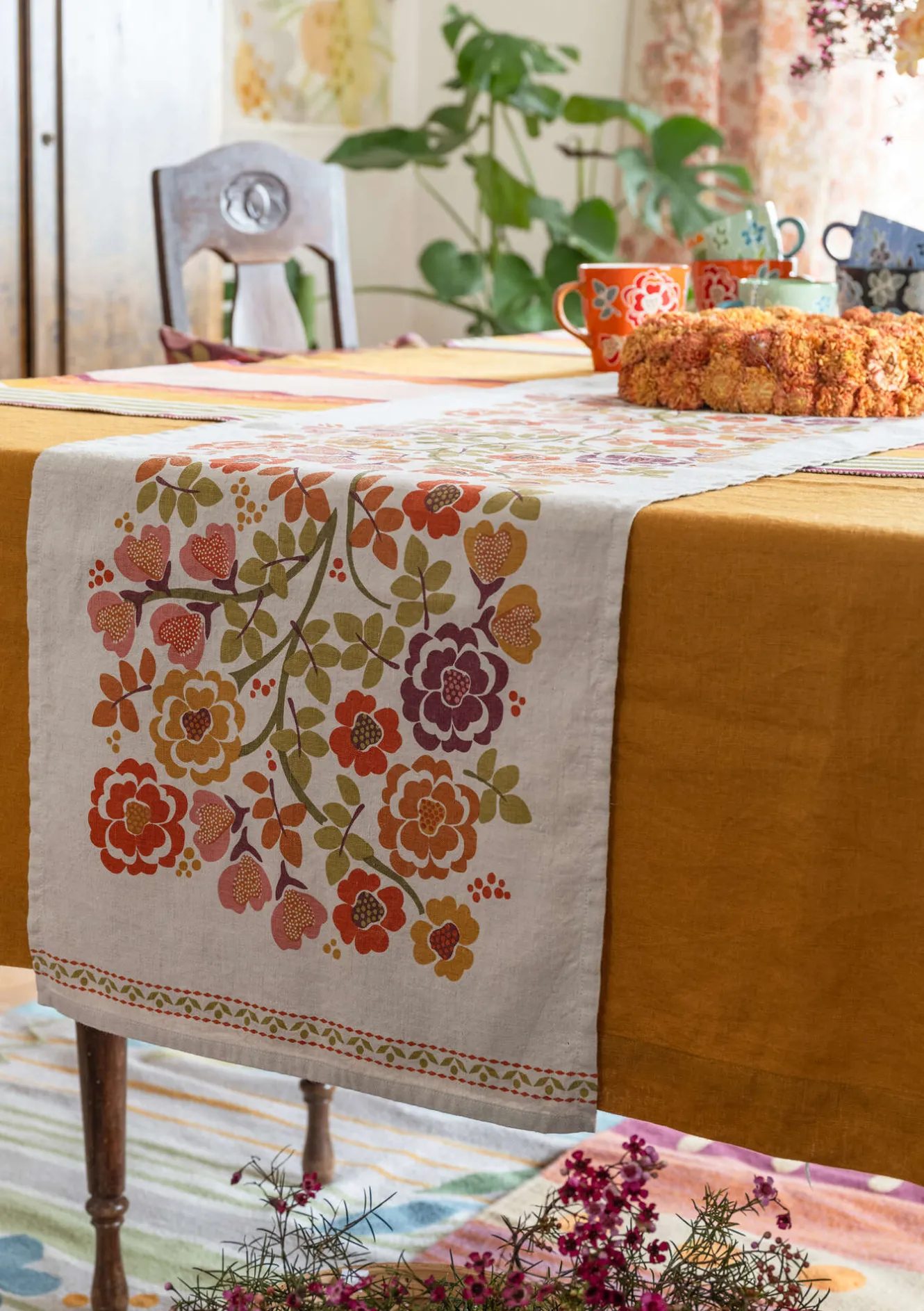 Gudrun Sjödén Löpare "Wild rose" i lin/bomull