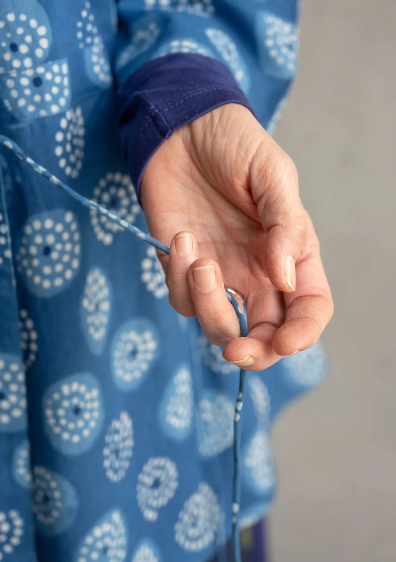 Gudrun Sjödén Omlottblus "Clay" i ekologisk bomull