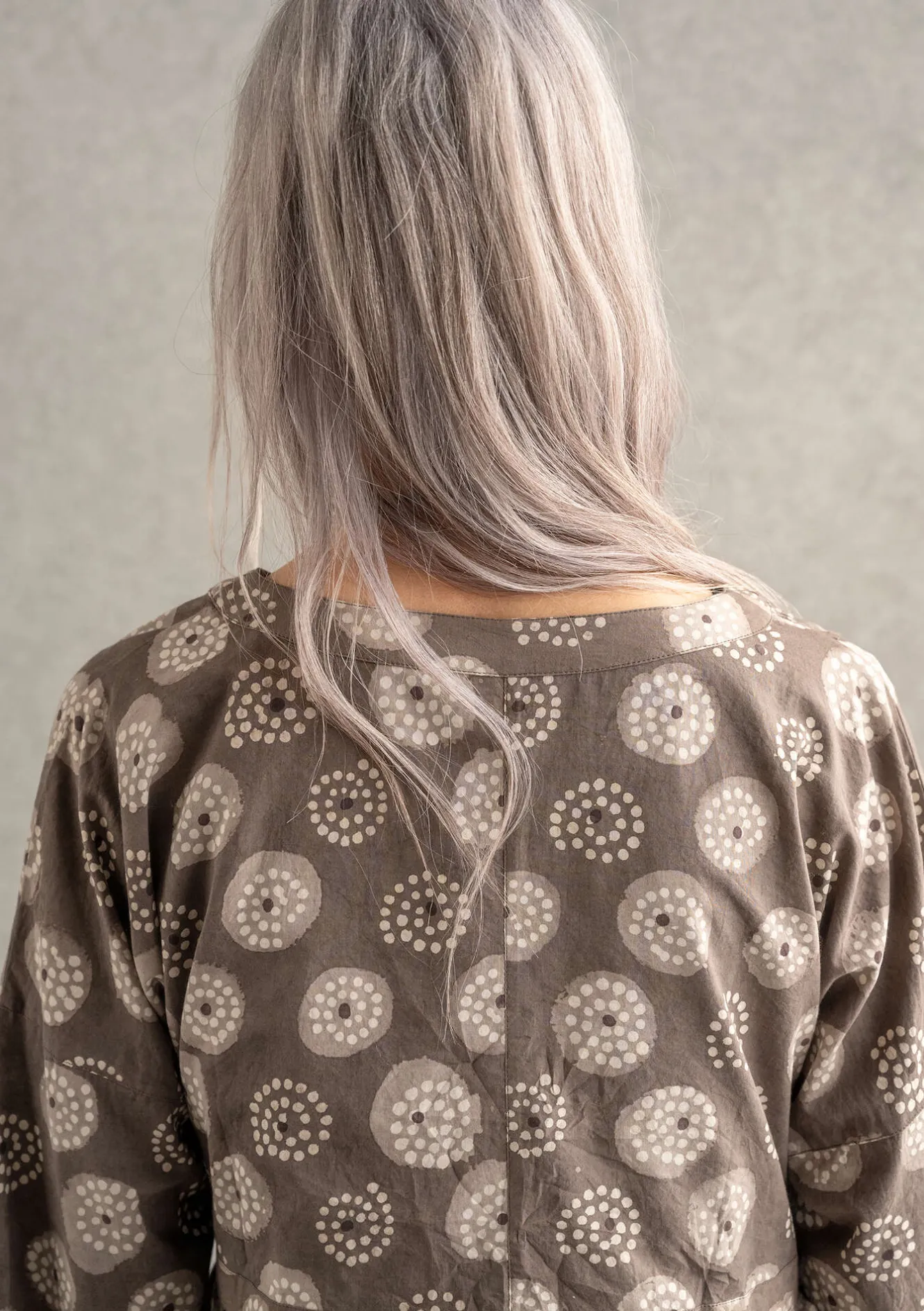 Gudrun Sjödén Omlottblus "Clay" i ekologisk bomull