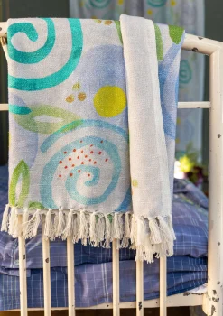 Gudrun Sjödén Pläd "Cumulus" i ekologisk bomull