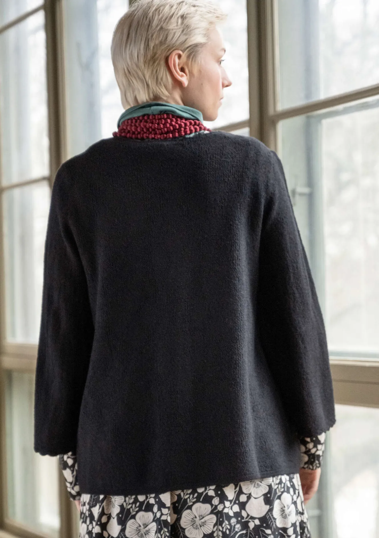 Gudrun Sjödén Pointellekofta "Blomstra" i filtad ull