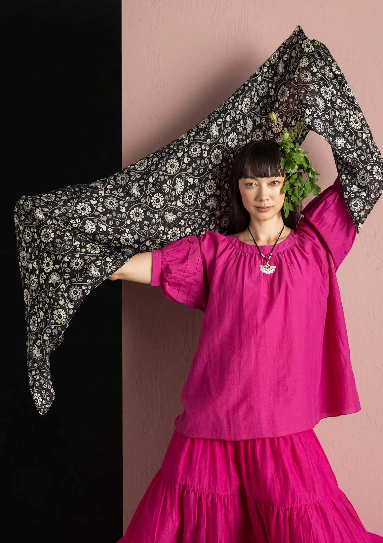 Gudrun Sjödén Sjal "Rupangi" i siden