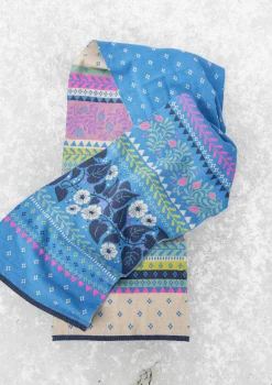 Gudrun Sjödén Stickad halsduk "Borealis" i ekologisk och återvunnen bomull/ull