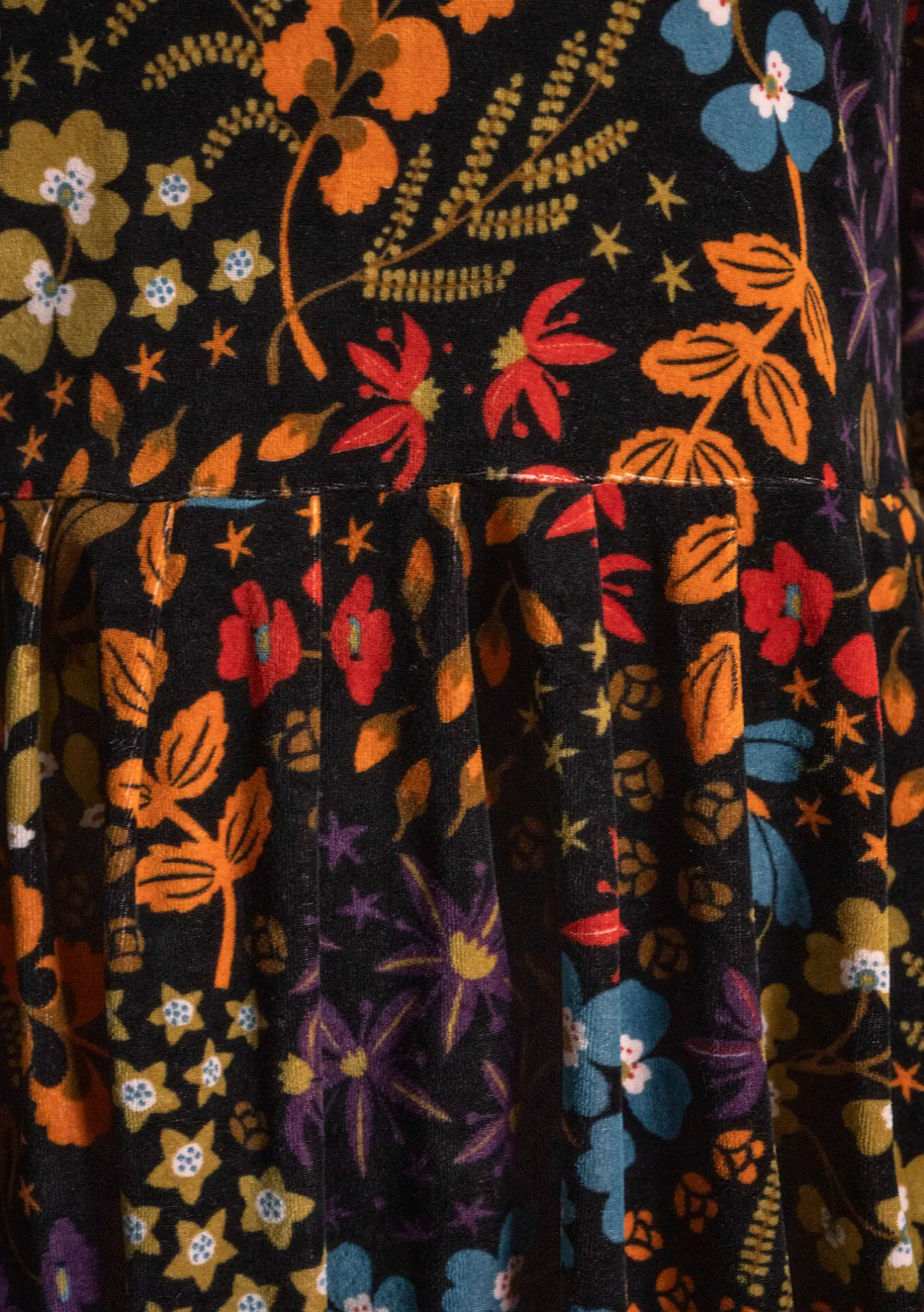 Gudrun Sjödén Velourklänning "Katla" i ekologisk bomull/återvunnen polyester