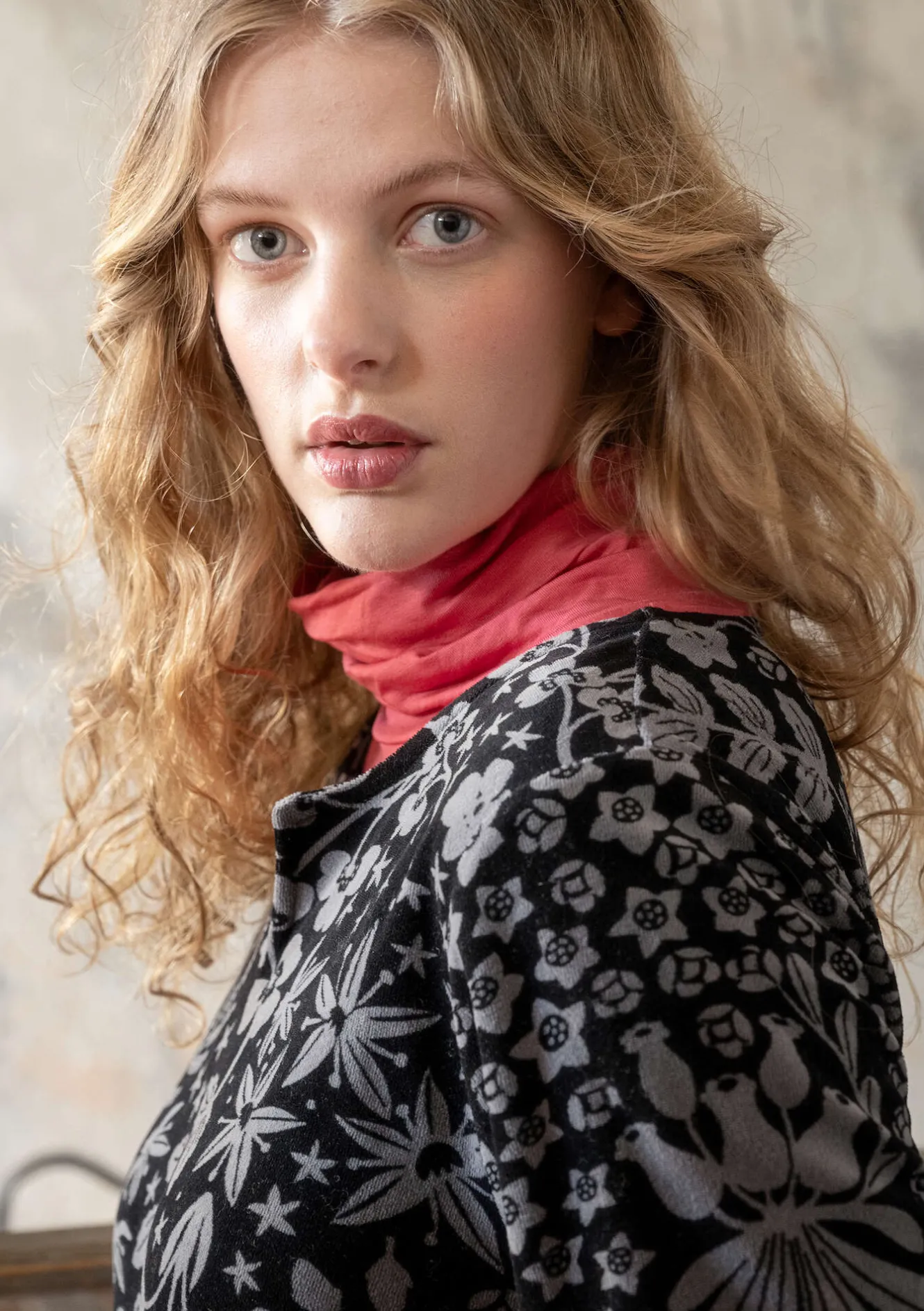 Gudrun Sjödén Velourklänning "Katla" i ekologisk bomull/återvunnen polyester