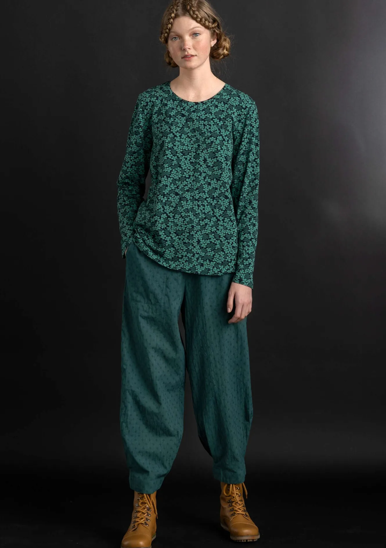 Gudrun Sjödén Vävd byxa i ekologisk bomullsdobby1