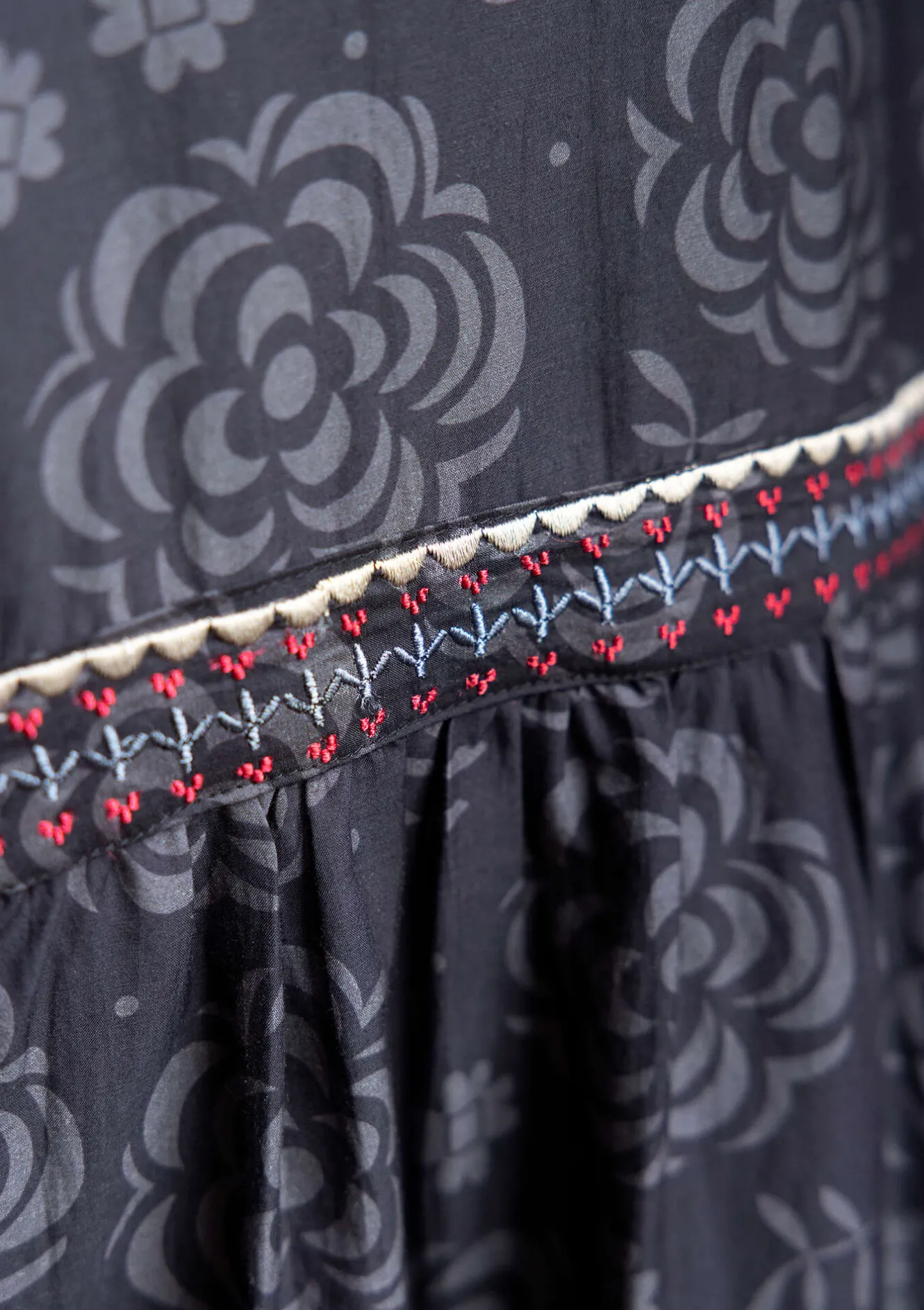 Gudrun Sjödén Vävd klänning "Kamelia" i ekologisk bomull/siden